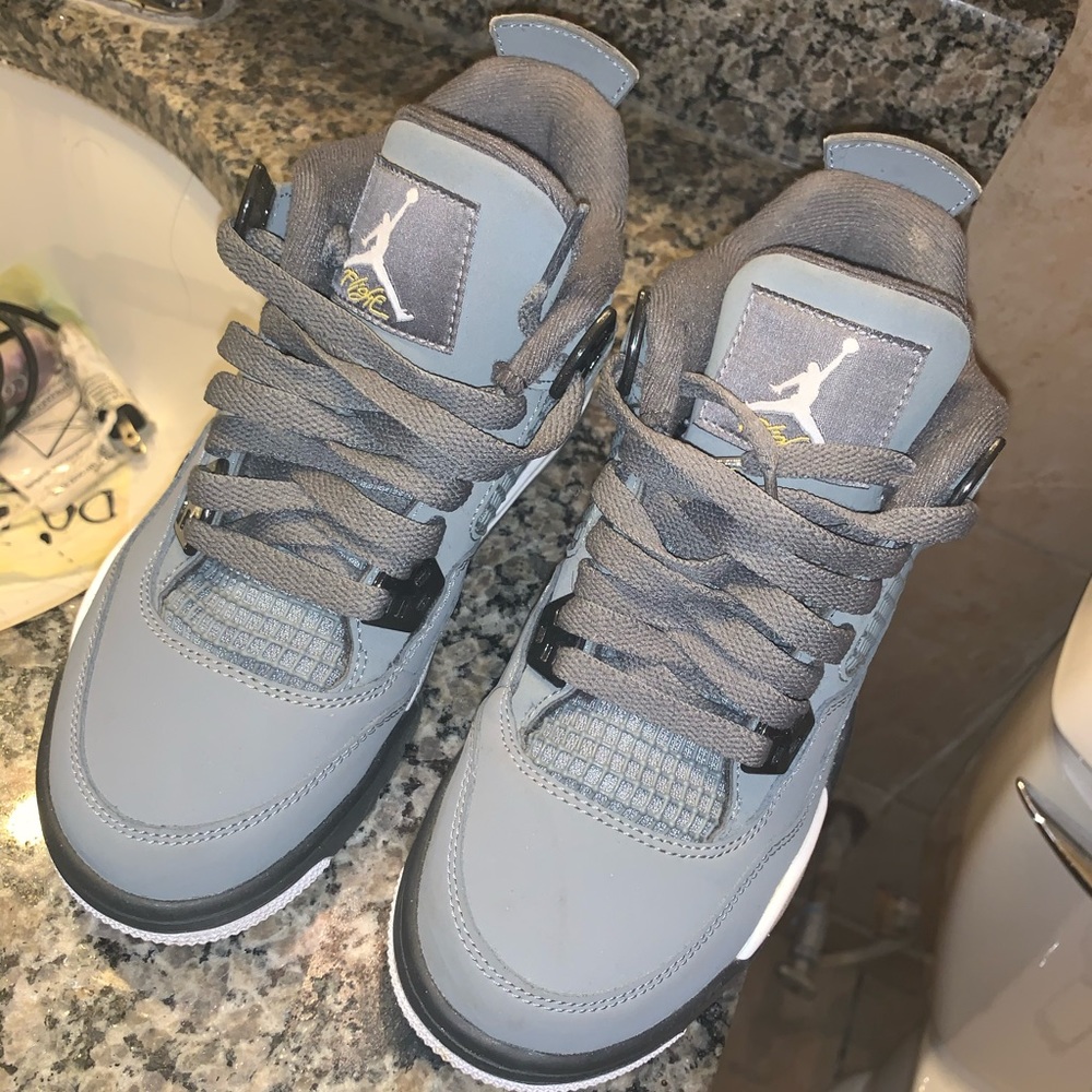 Jordan Retro 4’s